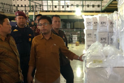 KPU Pusat Pastikan Pelipatan Surat Suara Rampung Hari Ini