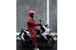 Tips Aman Berkendara Saat Hujan ala Honda Istimewa