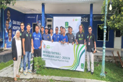 Pegadaian Gandeng Suporter Aksi Tanam Pohon di Lingkungan Wisma PSIM