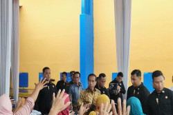 Berkunjung ke Sleman, Presiden Pastikan Bantuan Beras Diberikan hingga Juni