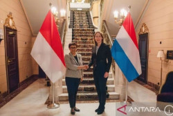 Temui Menlu Belanda, Retno Bahas Soal Ekonomi hingga Krisis Palestina