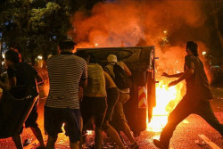 60 Orang Terluka dalam Aksi Protes di Argentina