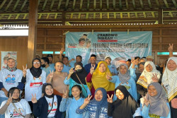 Prabowo-Gibran Kembali Dapat Amunisi Dukungan dari Relawan DIY, Siap Menangkan Satu Putaran