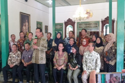 Terima Surat Undangan Pemilu, Sultan Ajak Warga Jogja Gunakan Hak Pilihnya