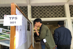 116 Mahasiswa Nyoblos di TPS Loksus UMY