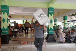 Aplikasi Sirekap Sempat Down, KPPS: Server Naik Turun saat Input Data