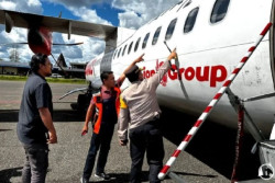 Pelaku Penembakan Pesawat Wings Air di Papua Diburu TNI/Polri