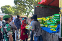 Bulog Gelar Operasi Pasar Beras di Temanggung