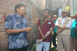 Lahir dengan Satu Tangan, Satriyo Dapat Bantuan Tangan Palsu dari Pemkot Jogja