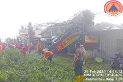 Diterjang Hujan Deras Disertai Angin Kencang, Sleman Porak-poranda