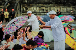Kegiatan Spiritual dan Keagamaan Jadi Daya Tarik Wisata di Candi Prambanan
