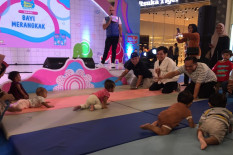 Ayah dan Anak Seru-seruan Bareng bersama Baby Happy