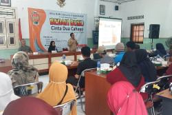Bedah Buku untuk Kerek Minat Baca, Kuatkan Rumah Tangga