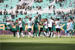 Insiden Pemain PSS Sleman Menendang Lawan, Persebaya Kirim Surat ke Erick Thohir