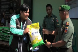 Bantu Masyarakat, Kodim Temanggung Ikut Gelar Pasar Murah