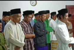 Viral Jemaah Aolia Gunungkidul Gelar Tarawih Lebih Awal dan Puasa Ramadan Hari Ini