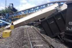 Proyek Jembatan Layang Roboh, Dua Orang Meninggal Dunia, 7 Luka-luka