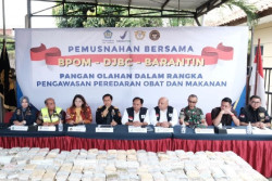 Bea Cukai & BPOM Musnahkan 1 Ton Milk Bun Jastip Senilai Total Rp400 Juta Asal Thailand