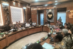Menko Polhukam Hadi Tjahjanto Pimpin Rapat Terkait Antisipasi Penetapan Hasil Suara Pemilu 2024