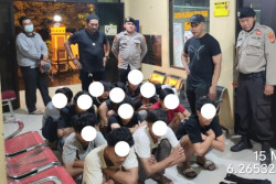 Dari 12 Pelaku Tawuran Perang Sarung di Jaksel, Satu Pelaku Masih Kelas 6 SD