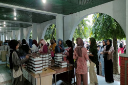 Masjid UGM Sediakan 1.500 Takjil per Hari, Menunya Tidak Bikin Bosan