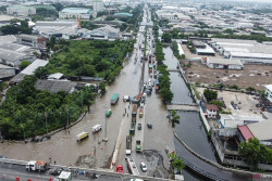Polri Siapkan Pompa Air Antisipasi Banjir di Tol Saat Arus Mudik