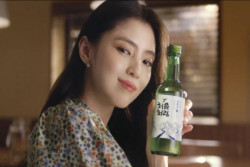 Skandal Cinta Bikin Kontrak Iklan Han So Hee Berakhir