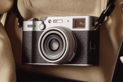 Pembeli Mengular & Harga Jual di e-Commerce Naik hingga Rp40 Juta, Ini Kehebatan Fujifilm X100VI