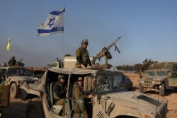Israel Serang Dua Rumah Sakit dan Tenaga Medis di Gaza