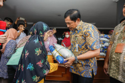 Stabilkan Harga Pangan Jelang Lebaran, Pemprov Jateng Kembali Galakkan Pasar Murah