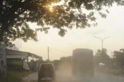 INFO MUDIK: JLS Kota Cilegon Dipenuhi Ceceran Pasir dan Berdebu Selama Sepekan Terakhir