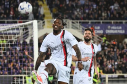 Hasil AC Milan Vs Fiorentina, Leao Tampil Gemilang dan Bawa Ressoneri Unggul 2-1