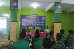 BEDAH BUKU: Meneladani Kepemimpinan Gus Dur lewat Bedah Buku