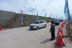 Tol Jogja-Solo Dibuka Hari Pertama, Begini Kondisi Terkini Exit Toll Ngawen Klaten