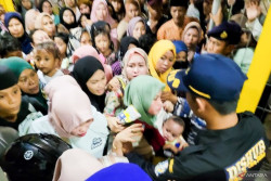Kapal Feri Mudik Gratis Angkut Penumpang Melebihi apasitas