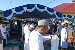 Warga Muslim di Leihitu Salat Id Pagi Ini