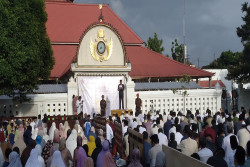 Salat Id di Masjid Gedhe Kauman, Din Syamsuddin Singgung Pemilu 2024