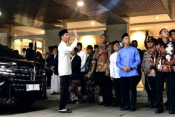 Seusai Salat Id Presiden sempatkan sapa dan swafoto bersama jamaah salat Ied Istiqlal