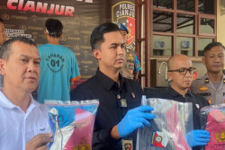 Polisi Tangkap dan Tembak Kaki Pelaku Pembacokan Pemudik yang Melawan