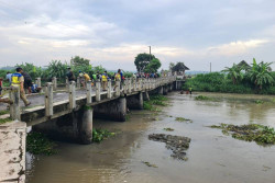 Masih Tunggu Dana Pusat, Jembatan Trisik Diperbaiki Seadanya