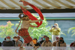 Suguhan Seni Pertunjukan Kembali Hadir di Bangsal Sri Manganti Kraton Jogja