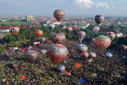 Tradisi Lebaran Pekalongan, Airnav: 15 Balon Udara Liar Dilaporkan oleh Pilot