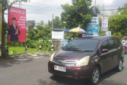 Baliho Menjamur di Jalanan Sleman, Lurah Banyurejo Siap Maju di Pilkada 2024