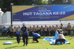 Lomba Dirikan Tenda Darurat Meriahkan HUT Ke-20 Tagana
