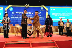 Calon Wisudawan Program Pascasarjana, Spesialis dan Subspesialis UGM Diharap Punya Skill Ini Ketika Lulus