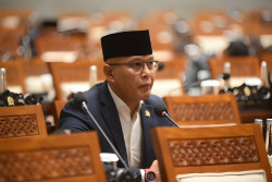 Anggota DPR RI Sebut Perlu Ada Honor untuk Pengambil Sampah Rumah Tangga di Jogja