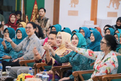 Ritual Mitoni, Budaya Jawa Menjaga Ibu Hamil Agar Anak Lahir Sehat Bebas Stunting