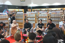 Putri Marino Ungkap Tantangan Film The Architecture of Love di New York: Karena Cuaca Dingin, Saya Sering Ingusan