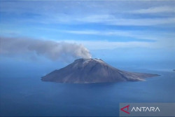 BNPB Kerahkan Helikopter untuk Evakuasi Korban Erupsi Gunung Raung