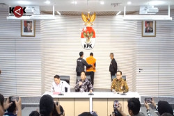 Bupati Sidoarjo Akhirnya Ditahan KPK